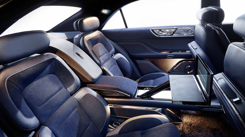 Illustration for article titled The Lincoln Continental is FWD So What?
